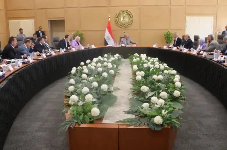 توجيه جديد من وزير الكهرباء بشأن العدادات الكودية
